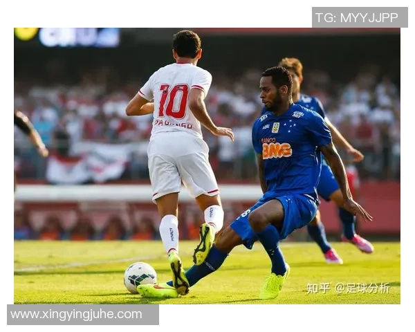 乌得勒支与海牙足球比赛精彩直播全程回顾与分析